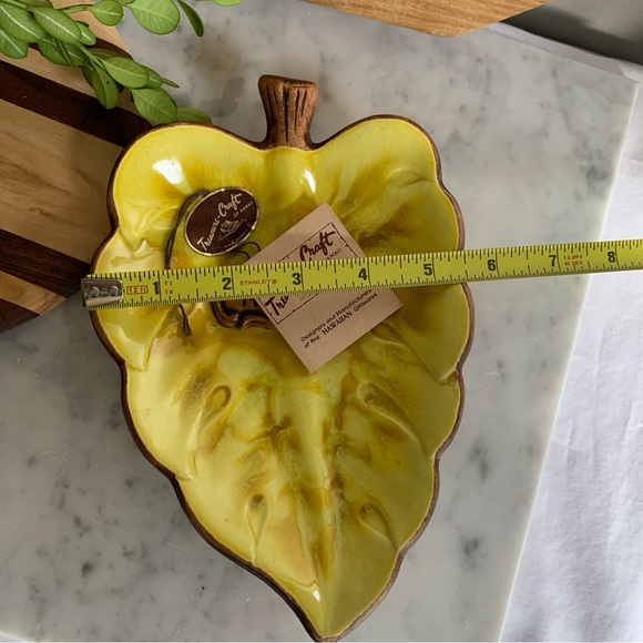 COPY - Vintage Treasure Craft Hawaii Plate/Ashtray - Picture 10 of 14